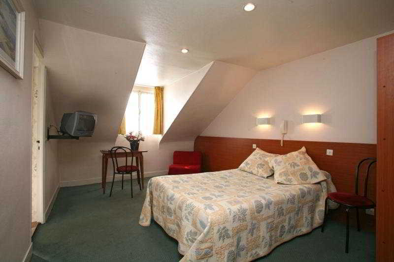 Hotel Lucien & Marinette Paris Room photo