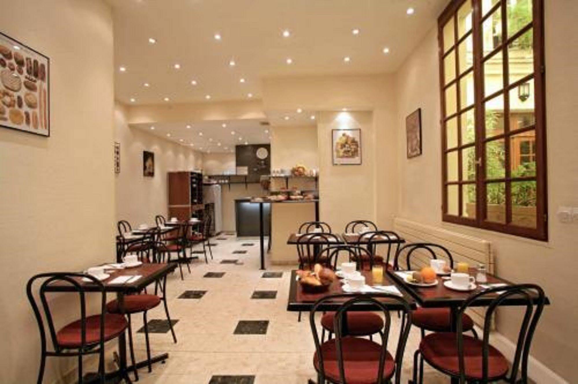 Hotel Lucien & Marinette Paris Restaurant photo